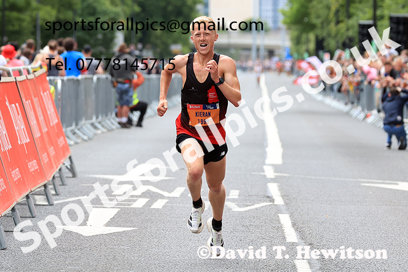 The 2025 AJ Bell Great North 10k, Newcastle. Photo: David T. Hewitson/Sports for All Pics